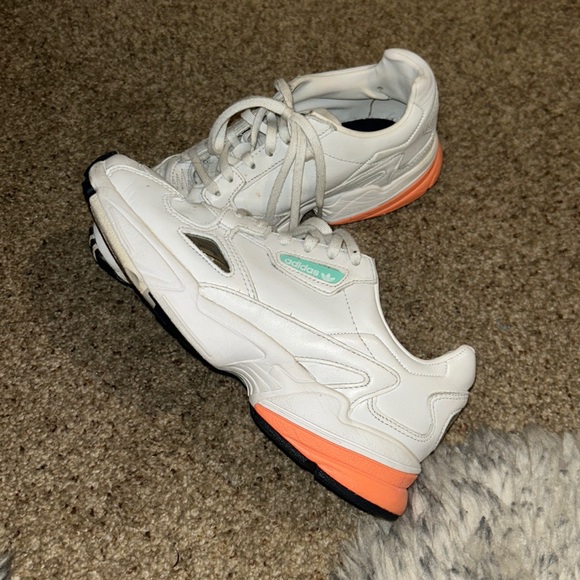 adidas sneakers - Picture 1 of 6